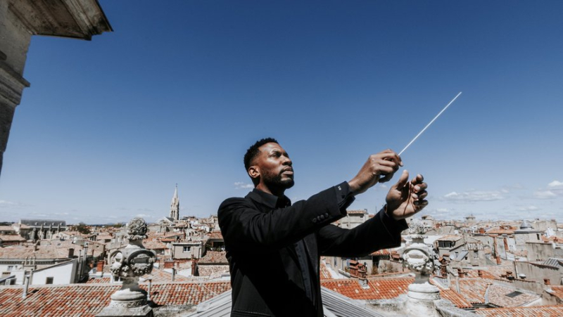 “Be there where we can change the situation”: Roderick Cox, the future musical director of the Montpellier Orchestra