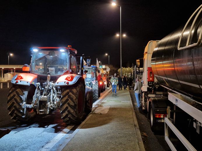 DIRECT. Anger of farmers: A9 closed, demonstrations in Montpellier, announcements from Gabriel Attal… follow the situation