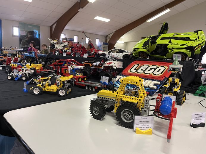 La première exposition de Lego® en Lozère pour développer la créativité des grands et des petits